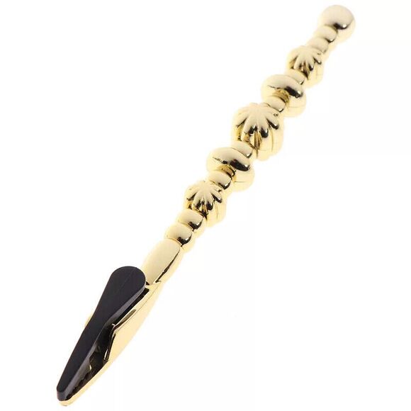 The Bracelet Buddy Jewelry Helper Fastening Tool in Golden - Picture 1 of 6
